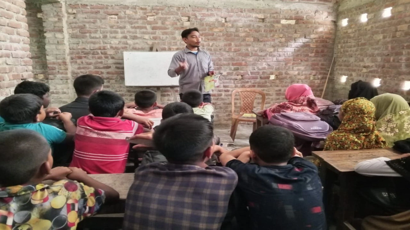 কিশোর কণ্ঠ মেধাবৃত্তি পরীক্ষার প্রচারণা।